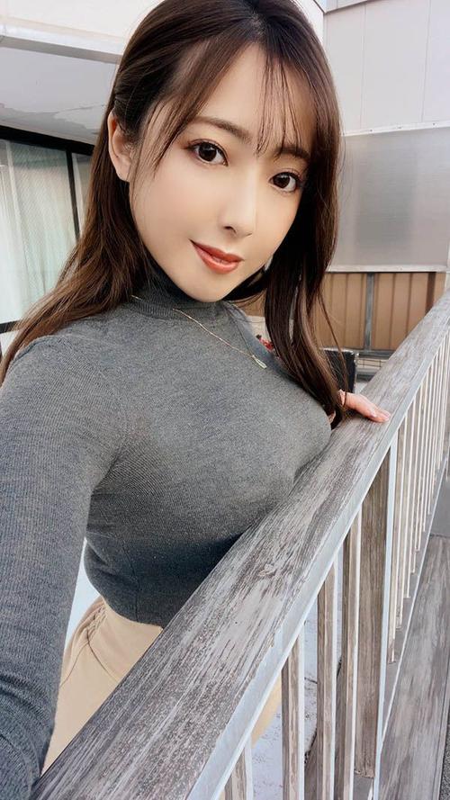 美腿av在线的相关介绍