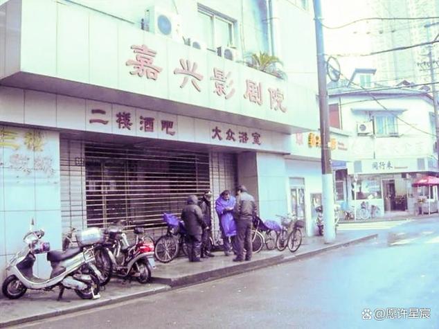 乔治影院的相关介绍