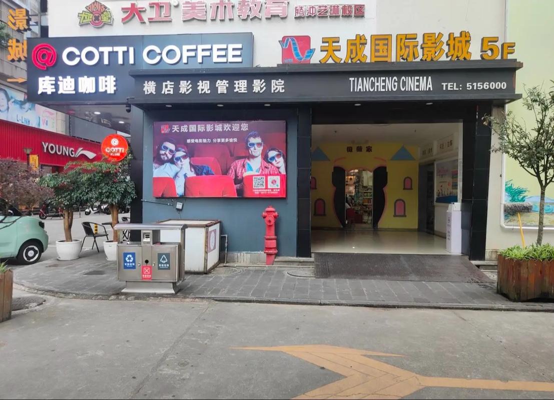 亚洲av熟女少妇的相关介绍