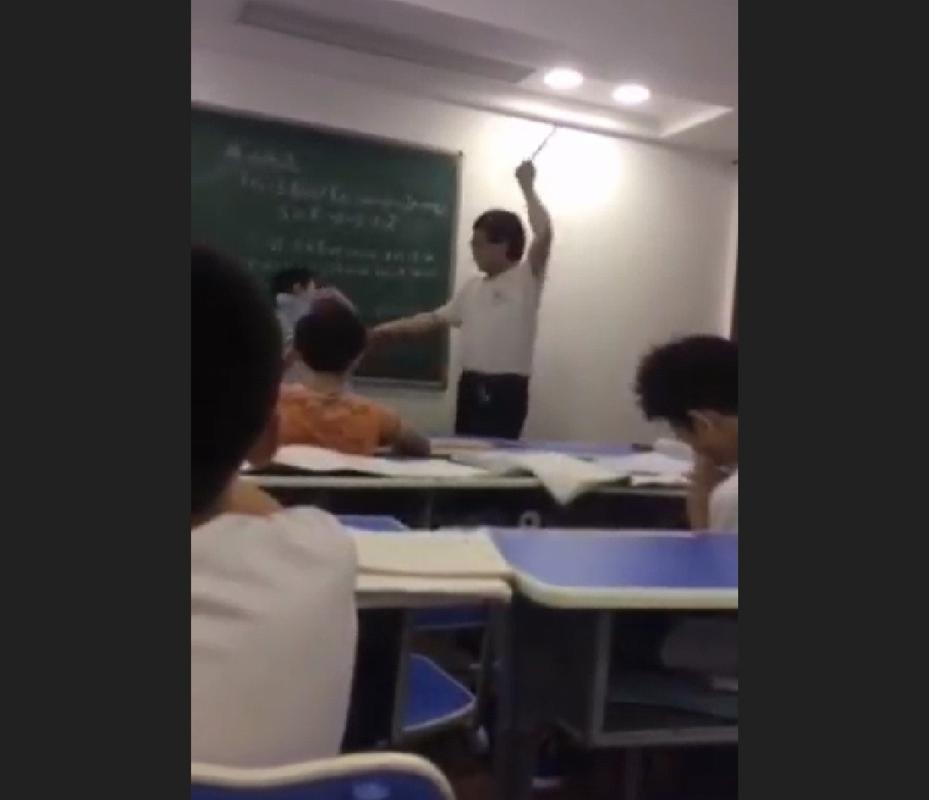 我和老师啪啪啪的相关介绍