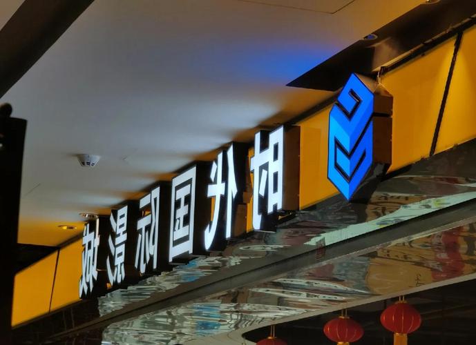狂干女秘书的相关介绍