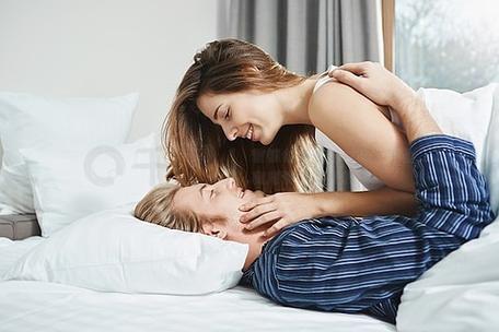 成年人午夜毛片的相关介绍