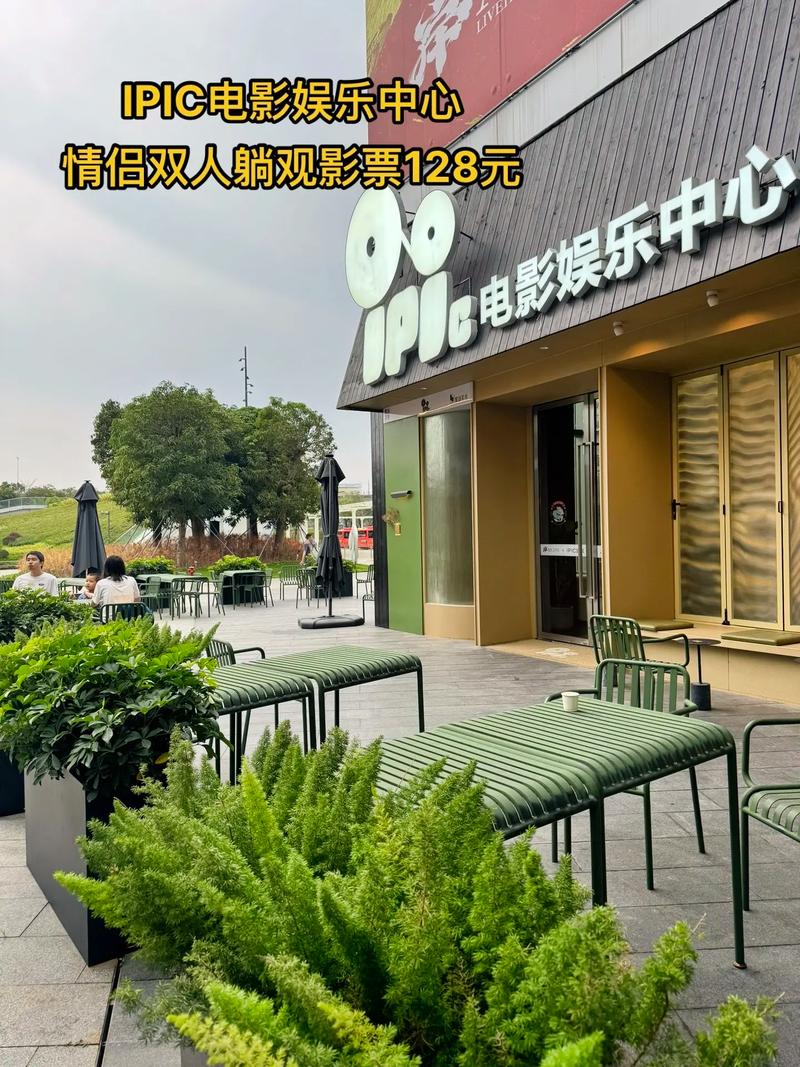 亚洲天堂久久精品的相关介绍