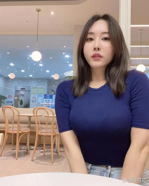 根据您的需求,生成的SEO标题如下:
**亚洲少妇日韩穿搭指南 | 时尚搭配技巧 | 日常造型灵感**