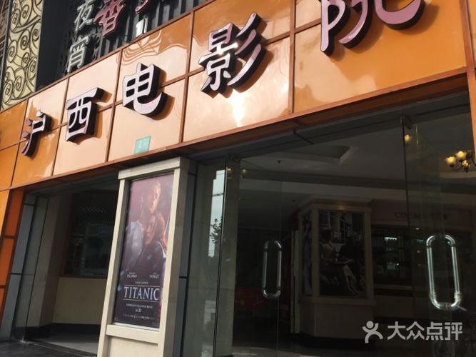 与六个少妇邻居性事小说的相关介绍