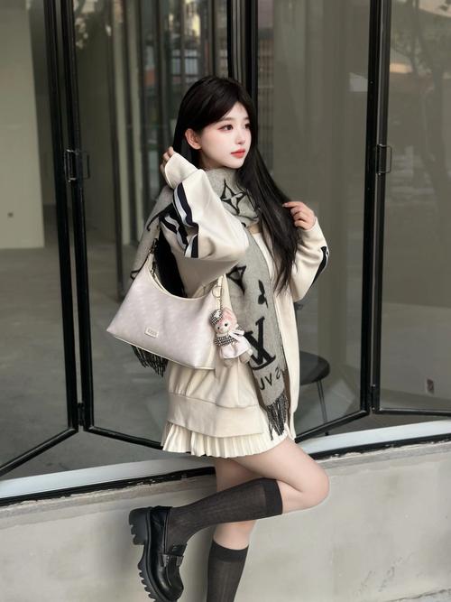 av 在线色的相关介绍
