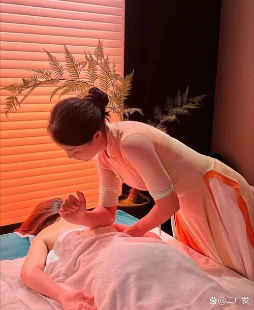 少妇人妻精品一区二区的相关介绍