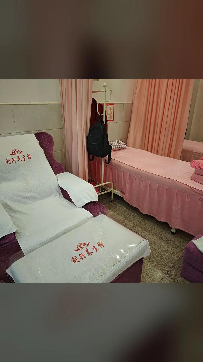 少妇熟女中文情感故事：那些藏在岁月里的温柔与坚韧