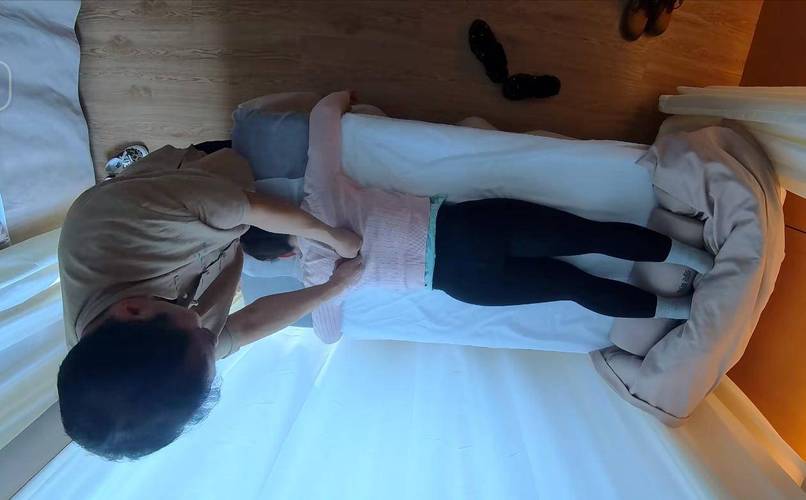 淫片美女av的相关介绍