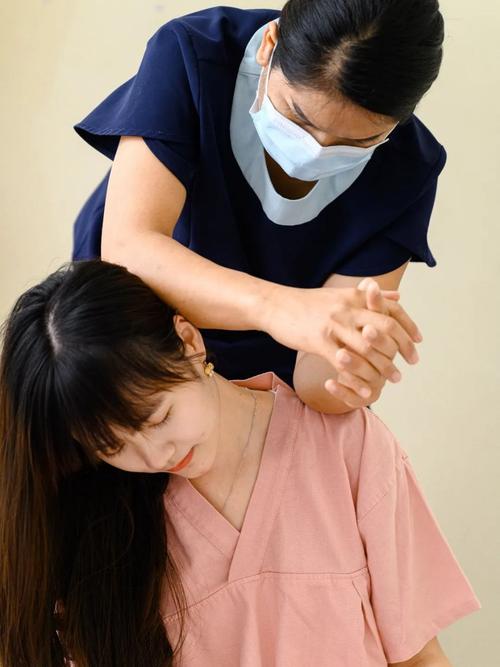 人妻少妇无套内射的相关介绍