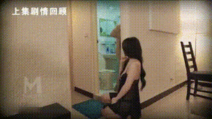 玷污女秘书的相关介绍