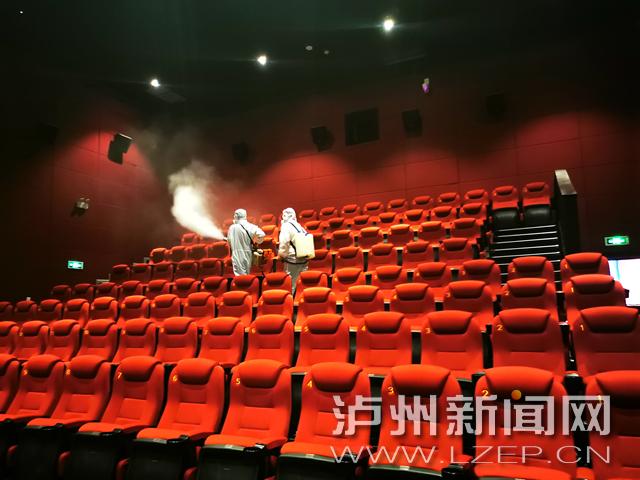 美女老师被学生爆操的相关介绍