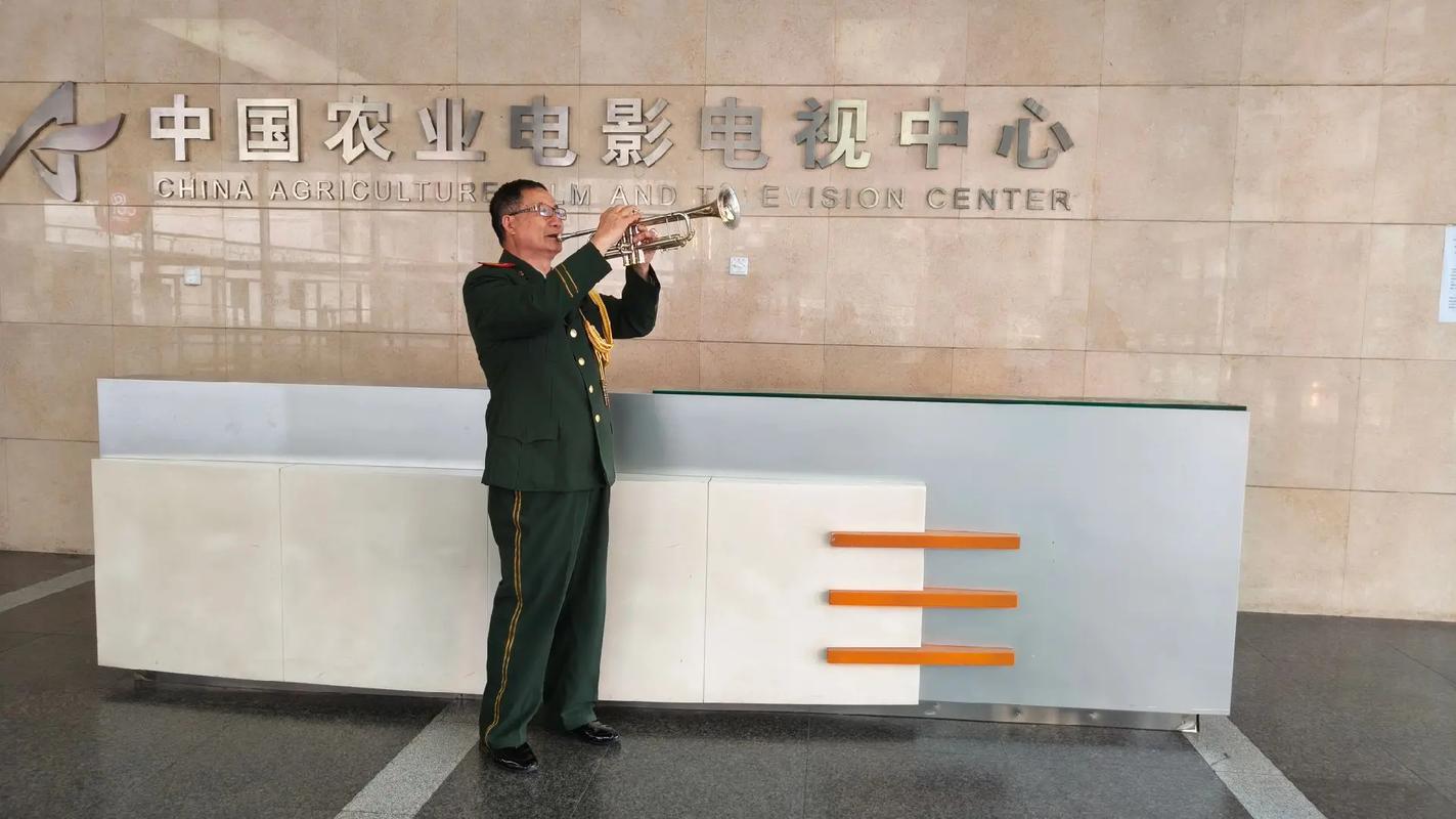 桃运av肉射少妇的相关介绍