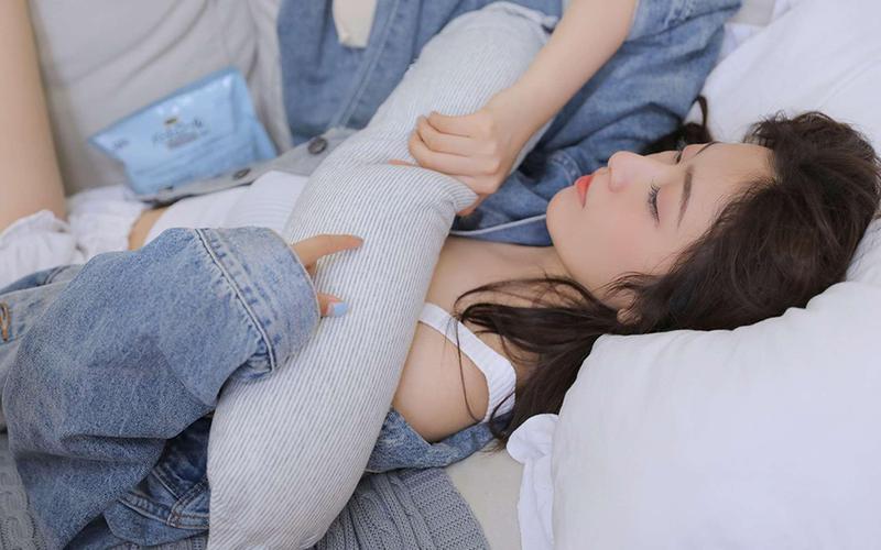 欲望沉沦：少妇人妻的隐秘生活与情感挣扎（少妇心理、人妻情感、欲望觉醒）