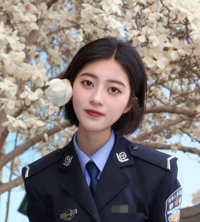 人妻后辈的勾引:的相关介绍